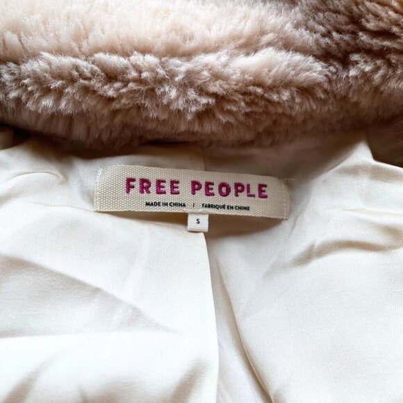 NWT FREE PEOPLE PRETTY PERFECT FAUX FUR COAT IN CREAM TEA - S - Picture 12 of 16